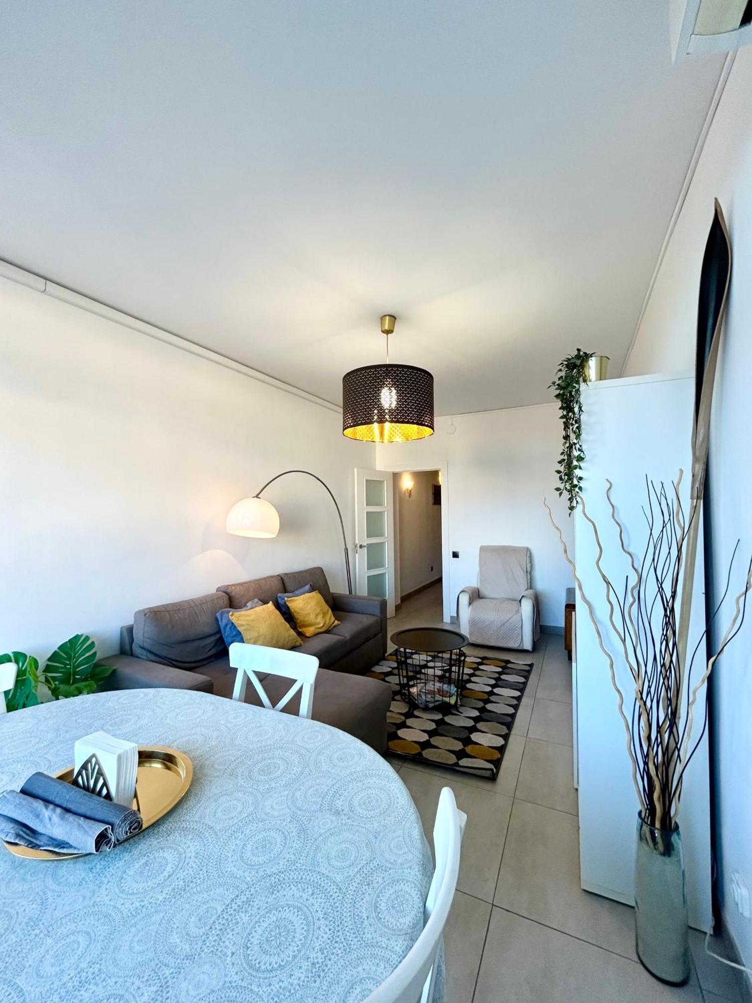 Apartment Sagrera Barcelona Buitenkant foto